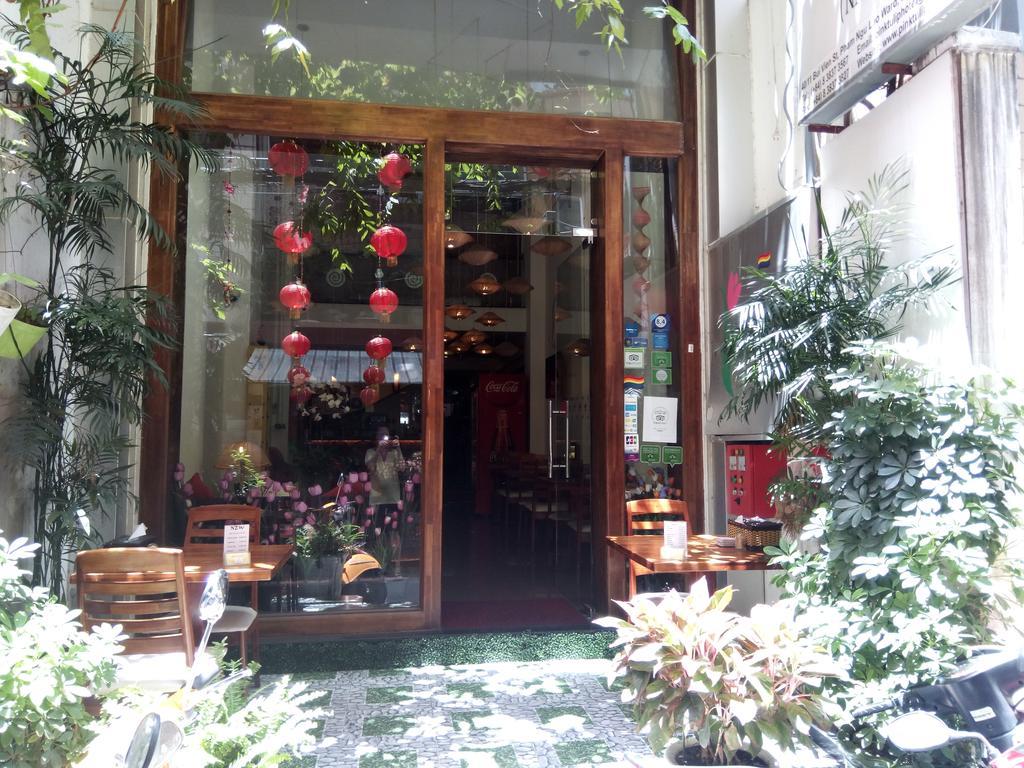 Pink Tulip Hotel Хошимін Екстер'єр фото